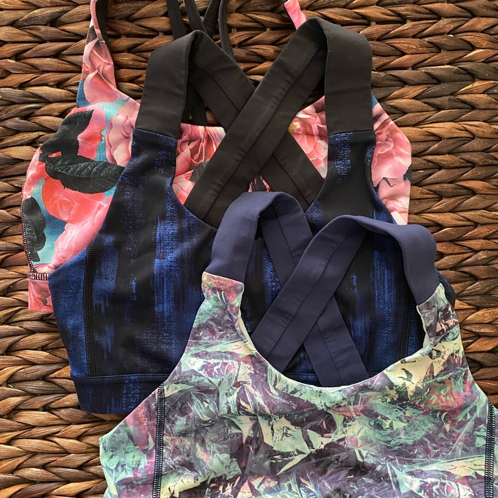 Lululemon sports bra bundle! Size 6